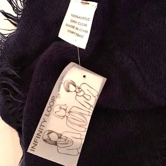 New Infinity Loop Navy Blue Fringe Scarf - Picture 3 of 3
